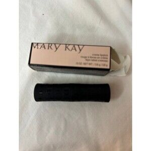 Mary Kay Crème Lipstick give hope color